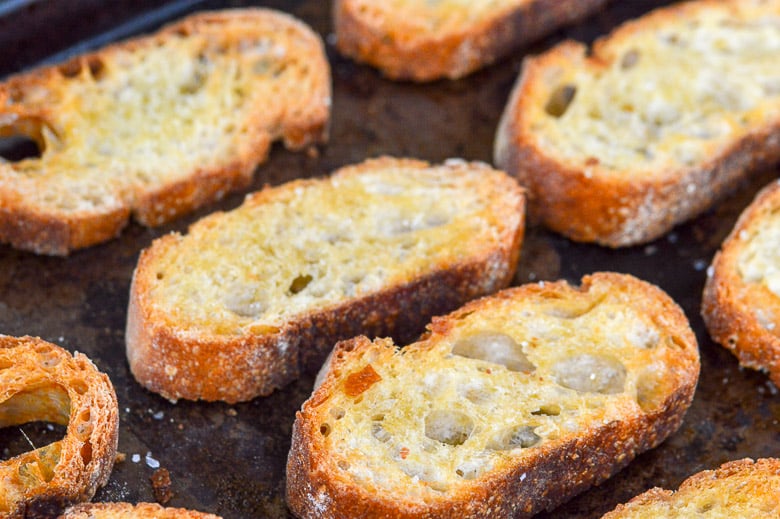 crostini baguette sliced toasted