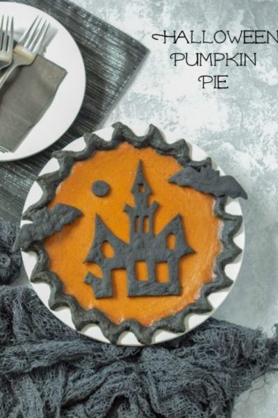 cropped-halloween-pumpkin-pie-1.jpg