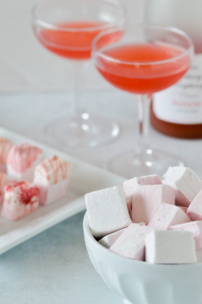 champagne marshmallows in bowl