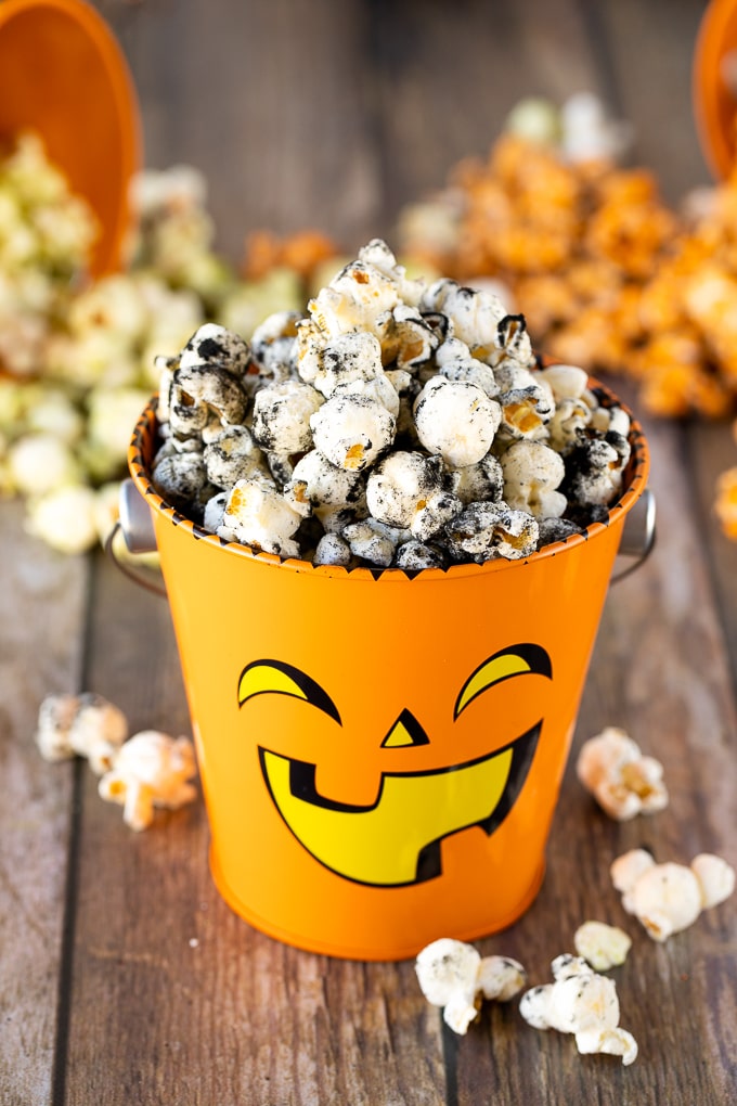 popcorn with activate charcoal up close