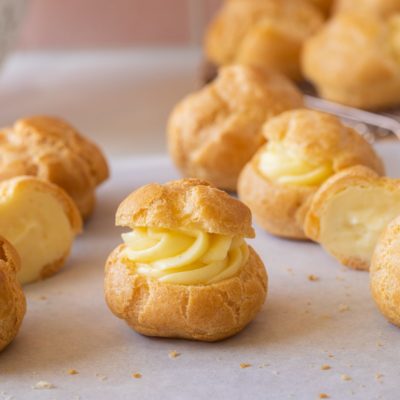 cream puff filled with pastry cream