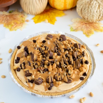 no bake peanut butter pie uncut.