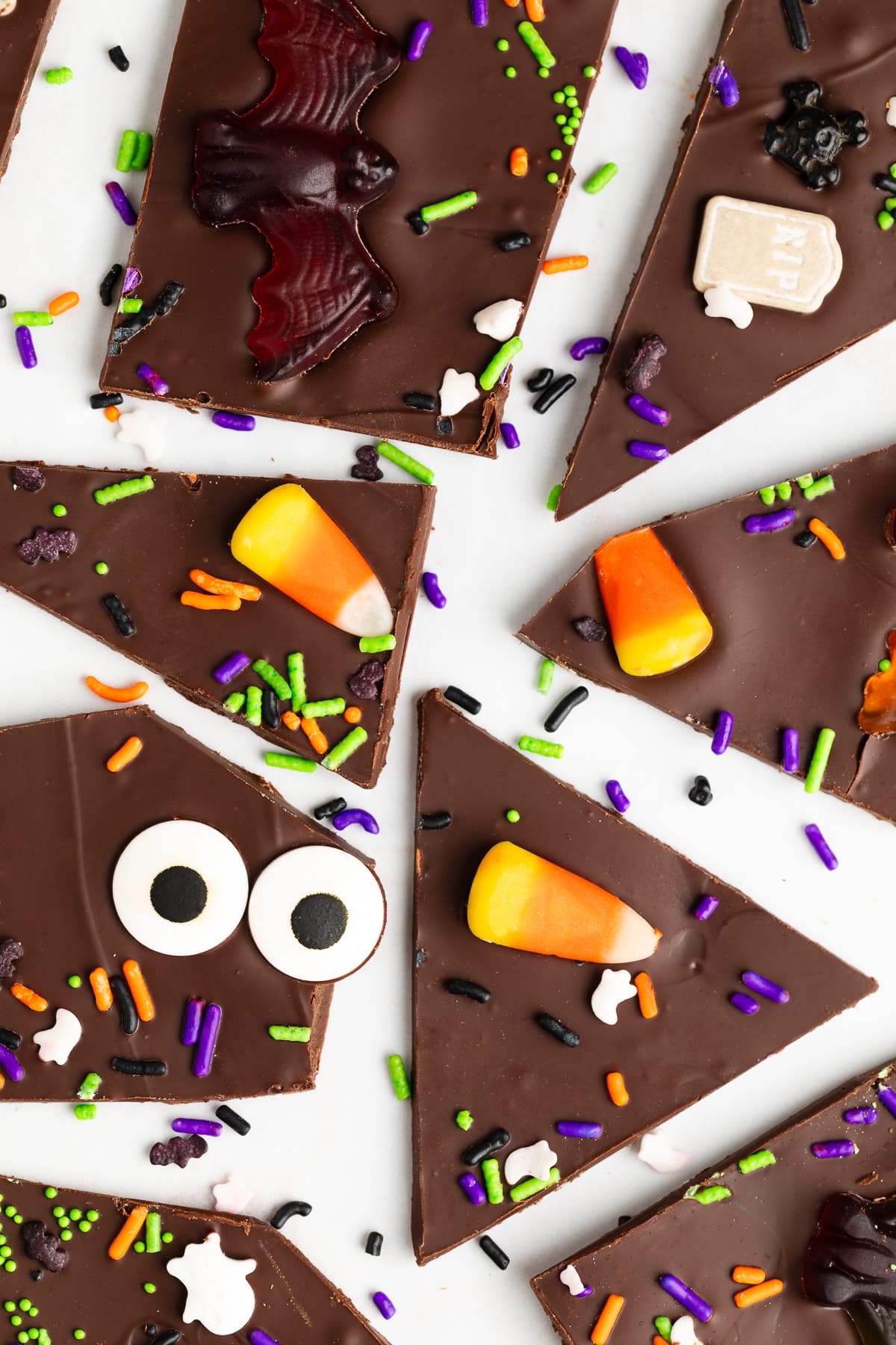homemade-halloween-bark-recipe-partylicious